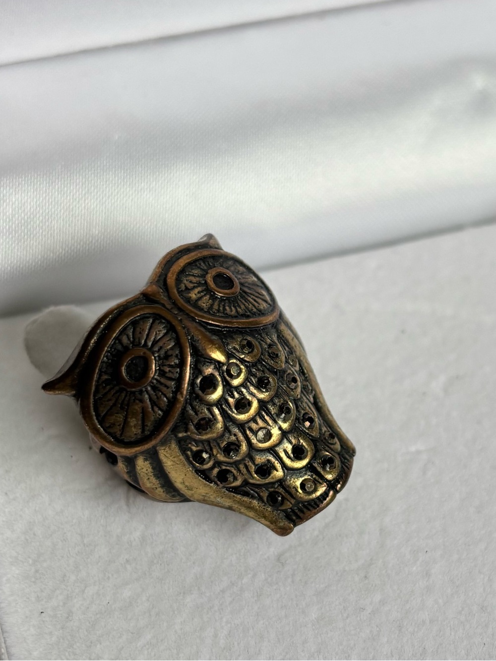 Lucky brand gold tone  “owl” costume jewelry ring size 7